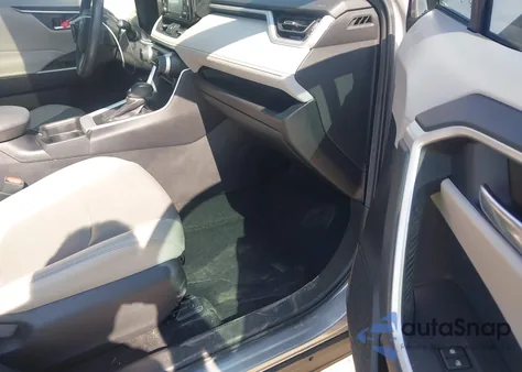 2021 Toyota Rav4 Xle Premium from USA, damaged, VIN 2T3C1RFV4MC103765